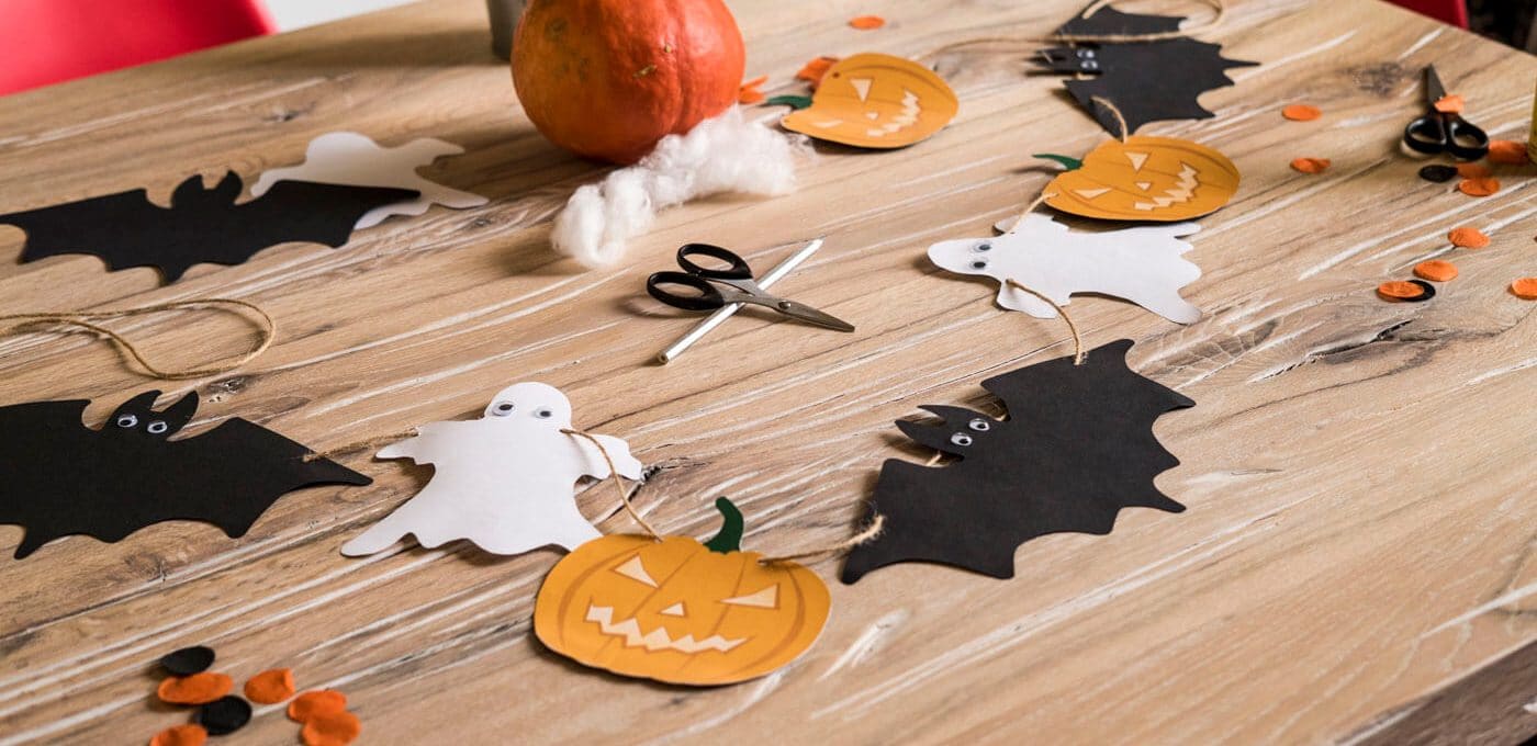 Die besten Ideen für deine Kindergeburtstag Halloween Party + Vorlagen