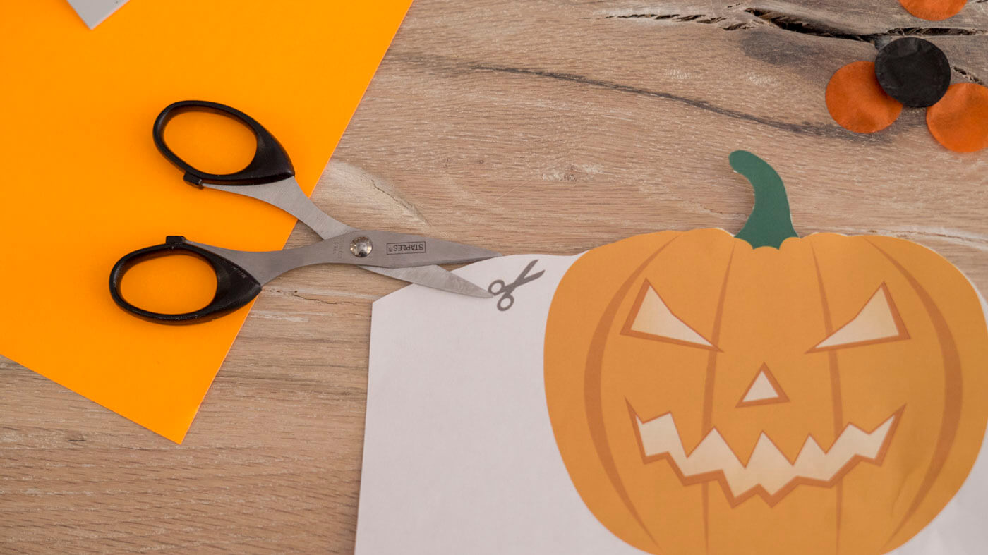 Die besten Ideen für deine Kindergeburtstag Halloween Party + Vorlagen